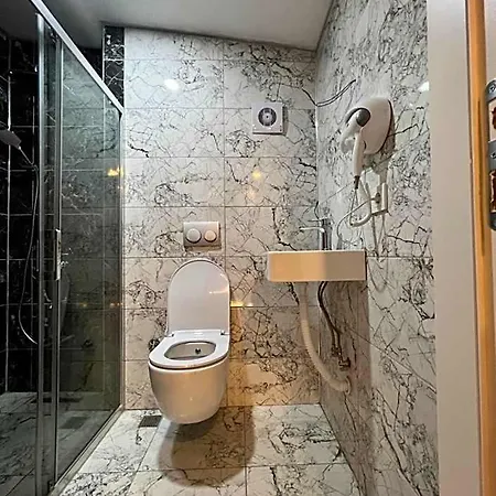 Taksim Gokotta Aparthotel 4*